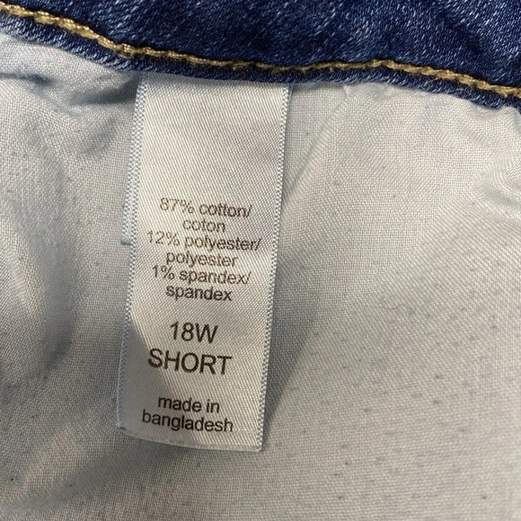 Maurices High-rise Curvy Women's Jeans Size 18W Short‎ - Picture 6 of 11